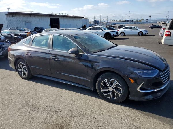 2023 HYUNDAI SONATA