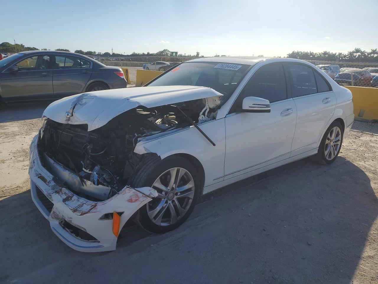 2013 MERCEDES-BENZ C C250