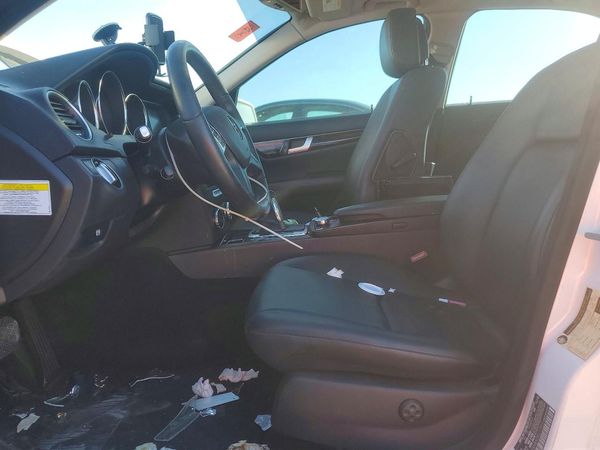 2013 MERCEDES-BENZ C C250