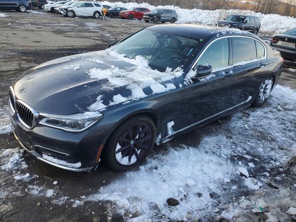 2018 BMW 750 XI xDrive