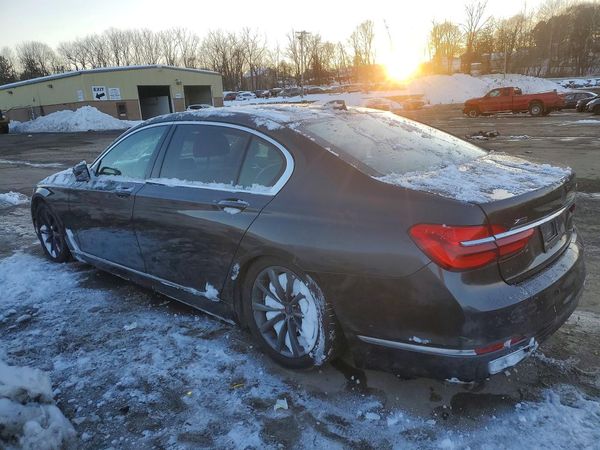 2018 BMW 750 XI xDrive