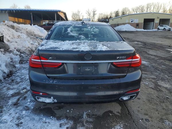 2018 BMW 750 XI xDrive