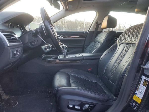 2018 BMW 750 XI xDrive