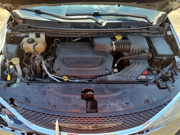 2020 CHRYSLER PACIFICA Touring L