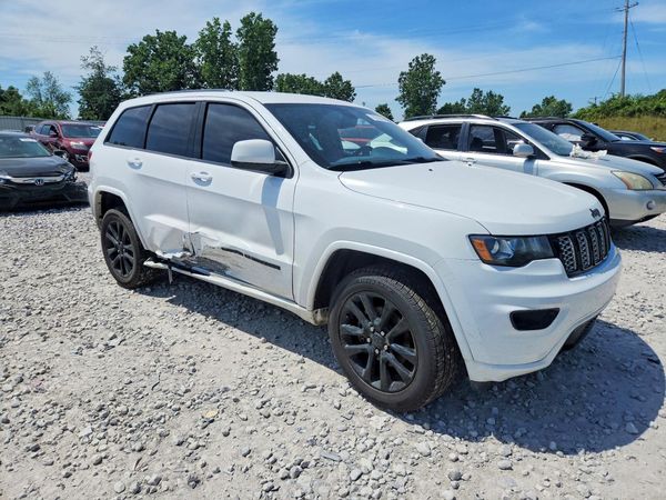 2018 JEEP GRAND CHEROKEE LAREDO 4X4