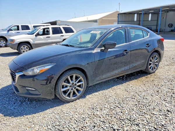 2018 MAZDA 3 Touring