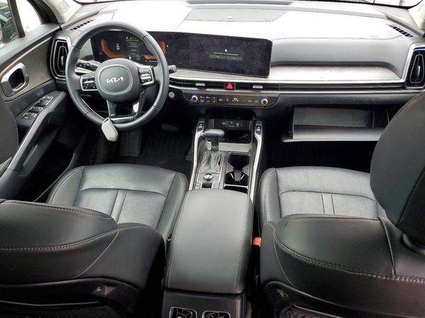 2025 KIA SORENTO