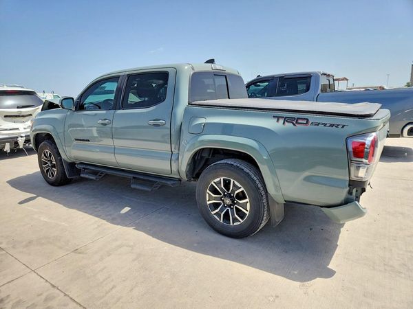 2022 TOYOTA TACOMA SR5
