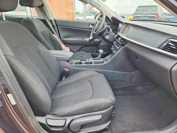 2019 KIA OPTIMA LX, S