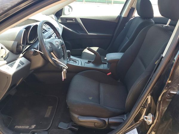 2013 MAZDA 3 Touring/GS