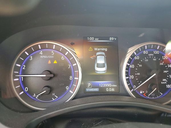 2015 INFINITI Q50