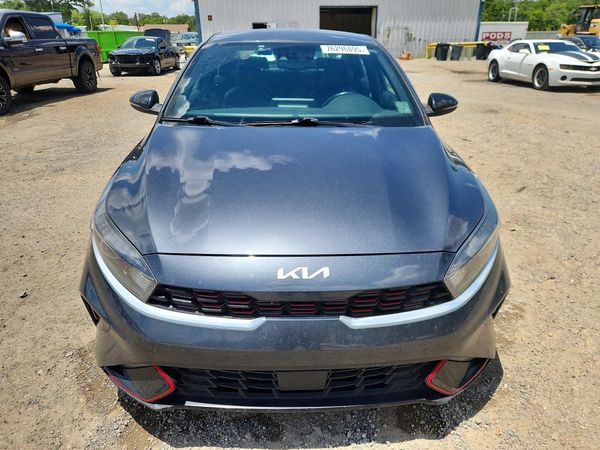 2022 KIA FORTE GT Line