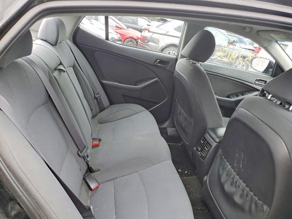 2015 KIA OPTIMA GL - Middle-low