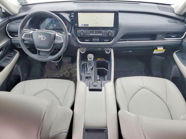 2025 TOYOTA GRAND HIGHLANDER