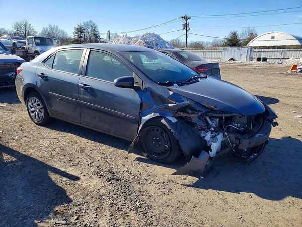 2019 TOYOTA COROLLA L/LE/SE/XLE/XSE — Passenger 3/4