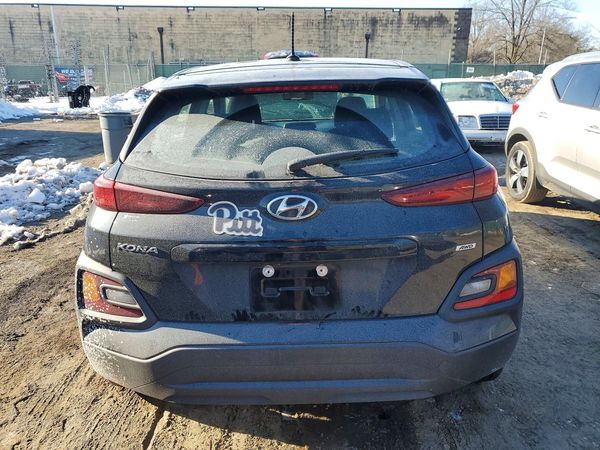 2021 HYUNDAI KONA SE