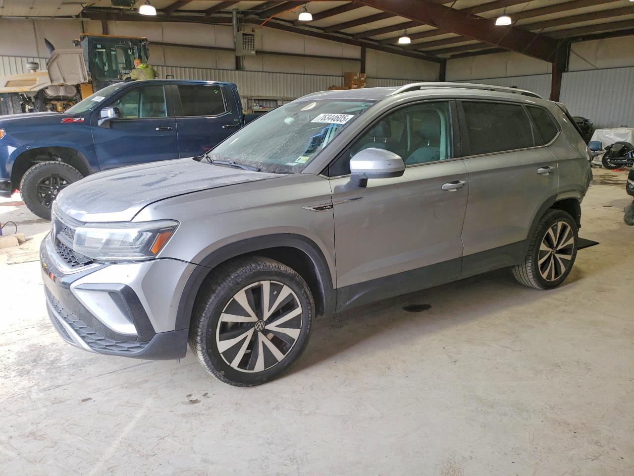 2022 VOLKSWAGEN TAOS SE — Front 3/4