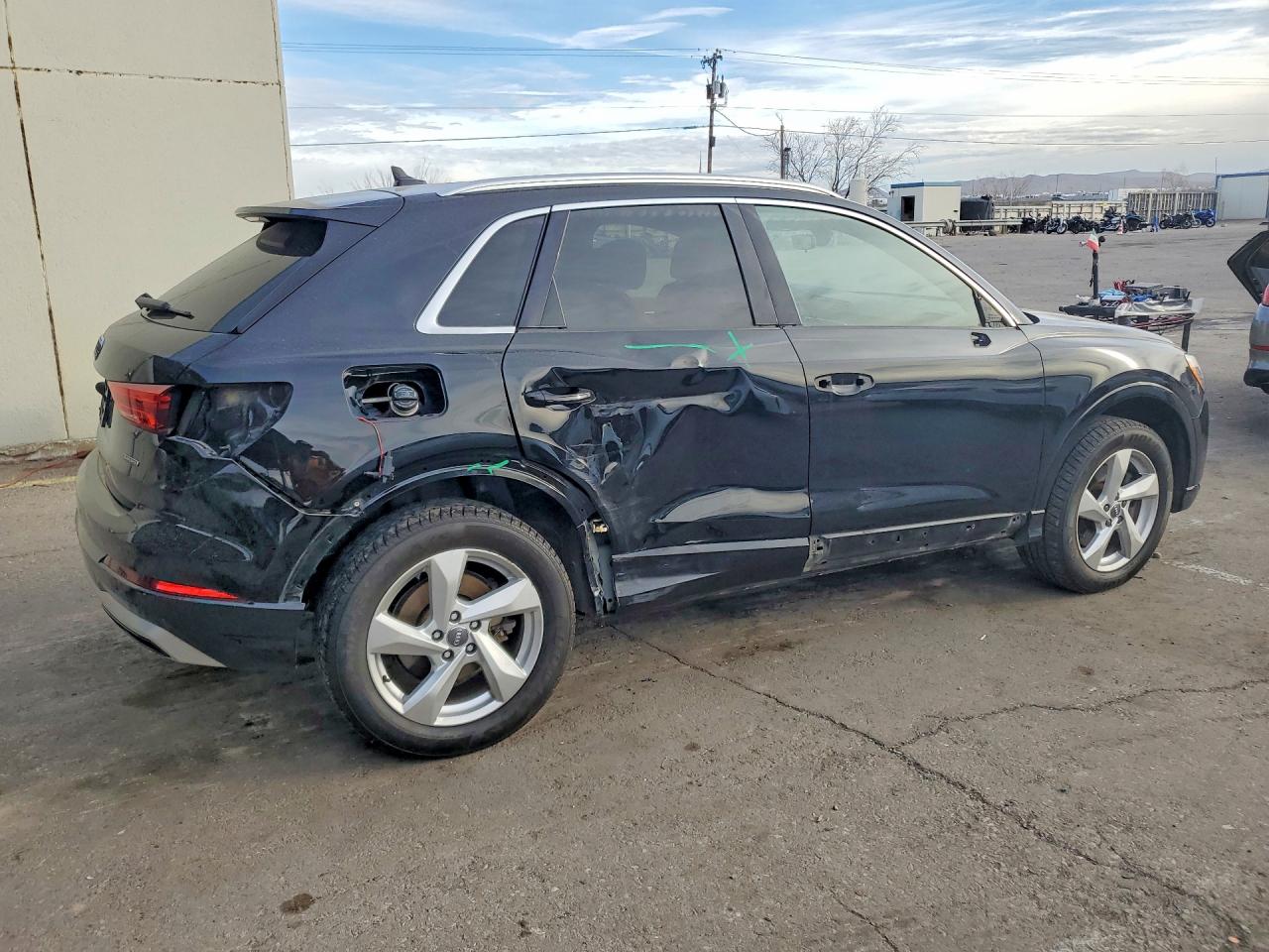 2020 AUDI Q3 quattro Premium