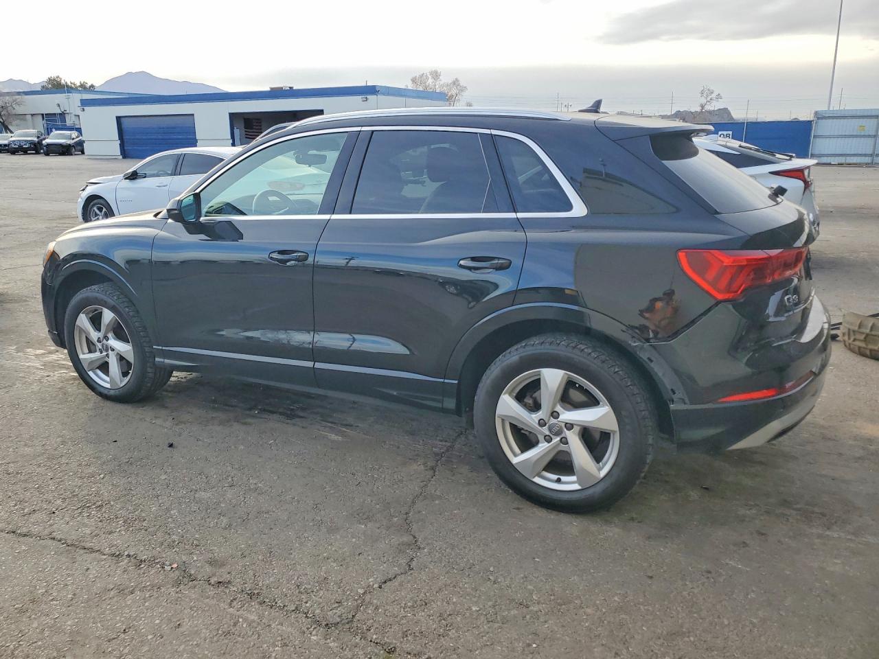 2020 AUDI Q3 quattro Premium