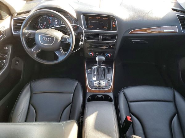 2017 AUDI Q5 quattro Premium
