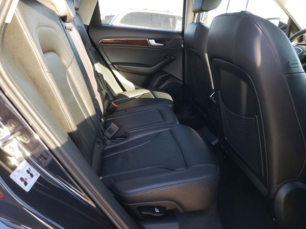 2017 AUDI Q5 quattro Premium