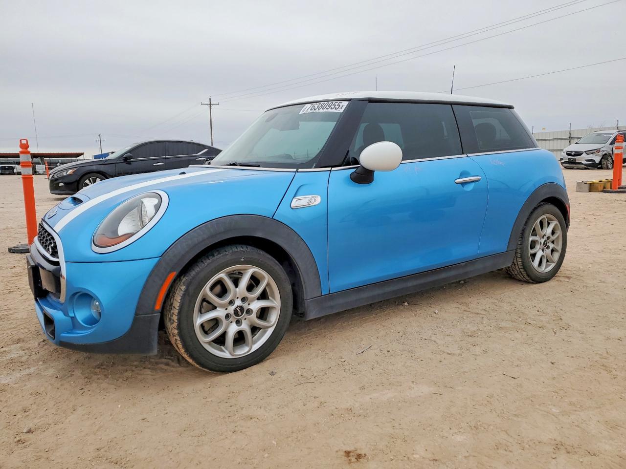 2017 MINI COOPER