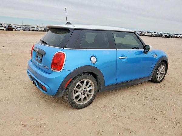 2017 MINI COOPER