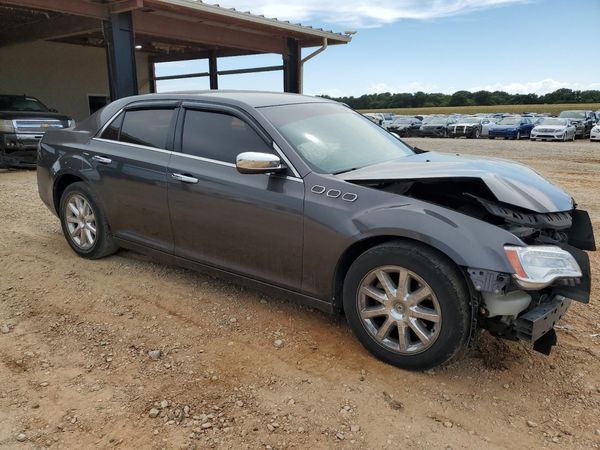 2014 CHRYSLER 300