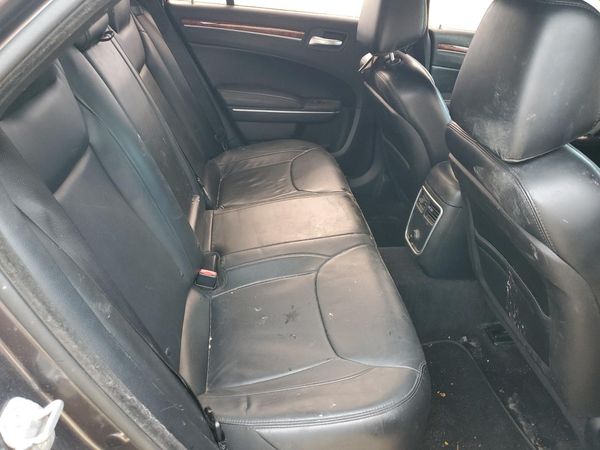 2014 CHRYSLER 300