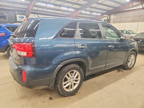 2014 KIA SORENTO Base/ LX
