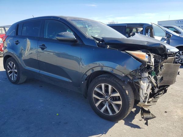 2015 KIA SPORTAGE GL - Middle-low