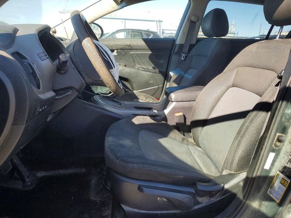 2015 KIA SPORTAGE GL - Middle-low