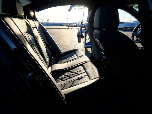 2025 BMW 530