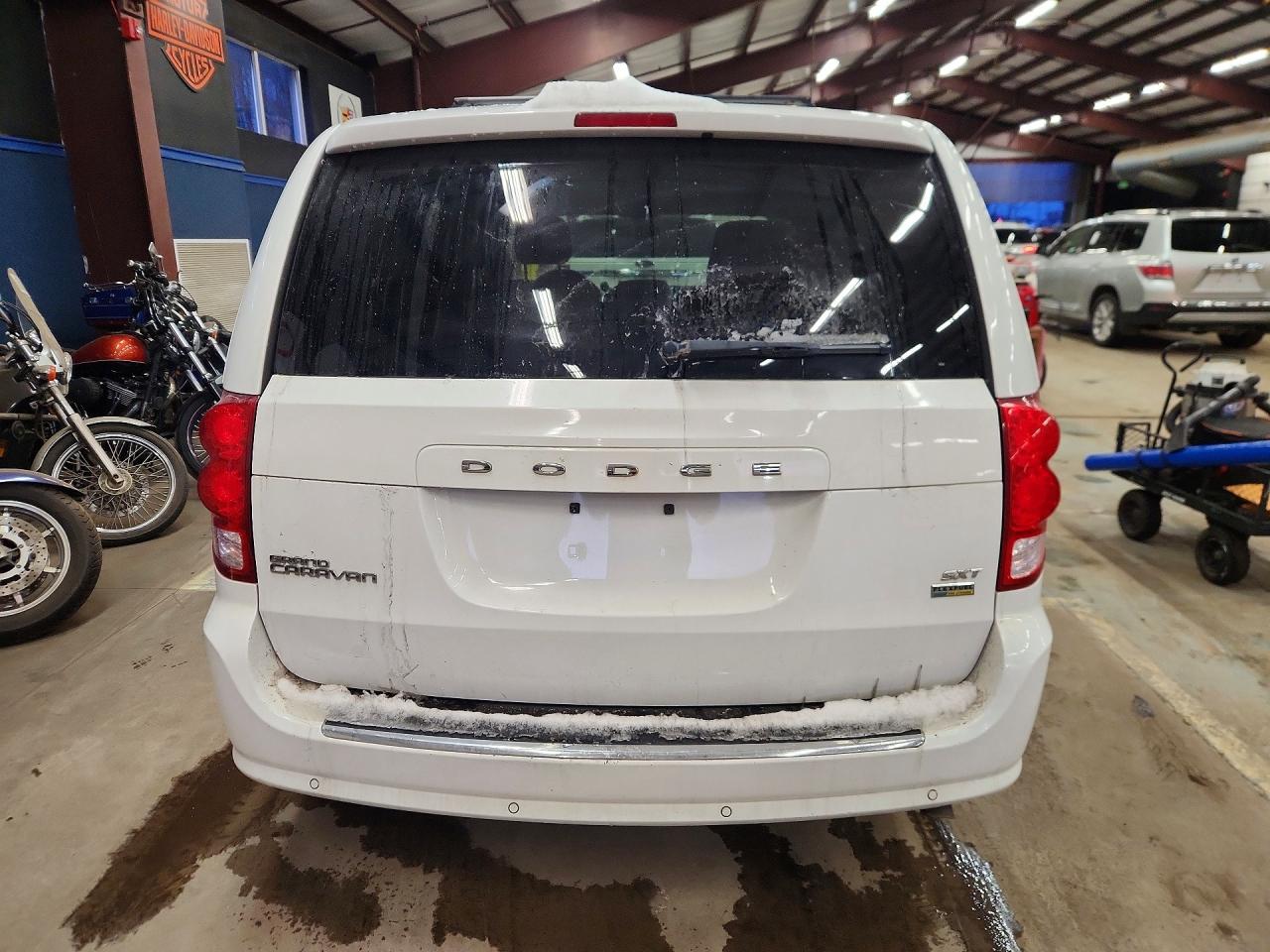 2016 DODGE GRAND CARAVAN SXT