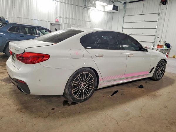 2019 BMW 530