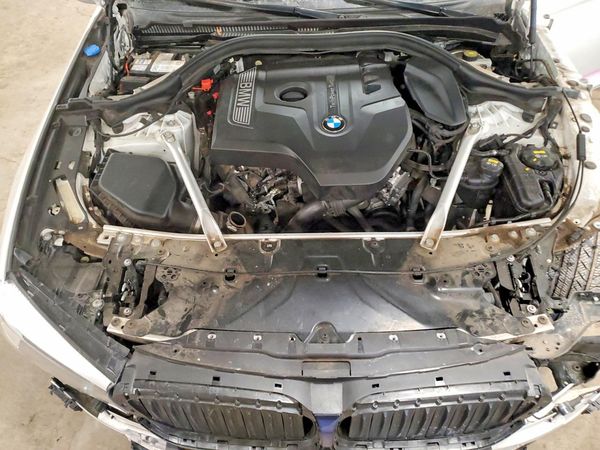 2019 BMW 530