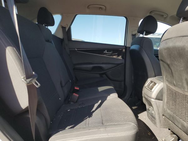 2018 KIA SORENTO