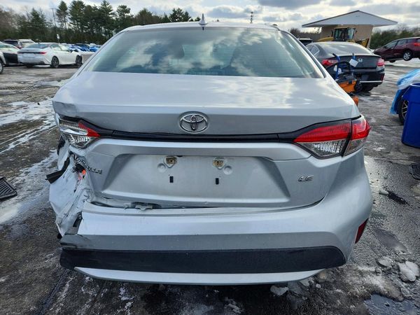 2022 TOYOTA COROLLA