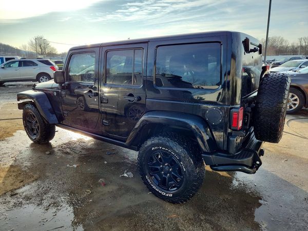 2016 JEEP WRANGLER UNLIMITED SAHARA 4X4
