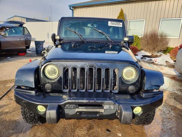 2016 JEEP WRANGLER UNLIMITED SAHARA 4X4