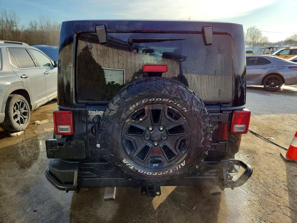 2016 JEEP WRANGLER UNLIMITED SAHARA 4X4