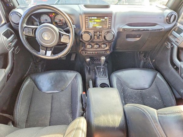2016 JEEP WRANGLER UNLIMITED SAHARA 4X4