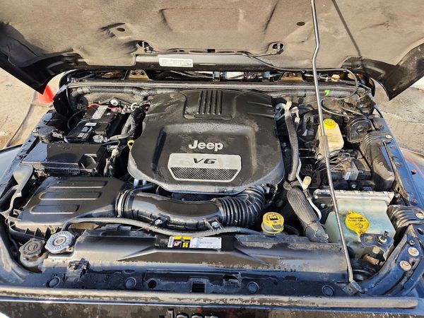 2016 JEEP WRANGLER UNLIMITED SAHARA 4X4