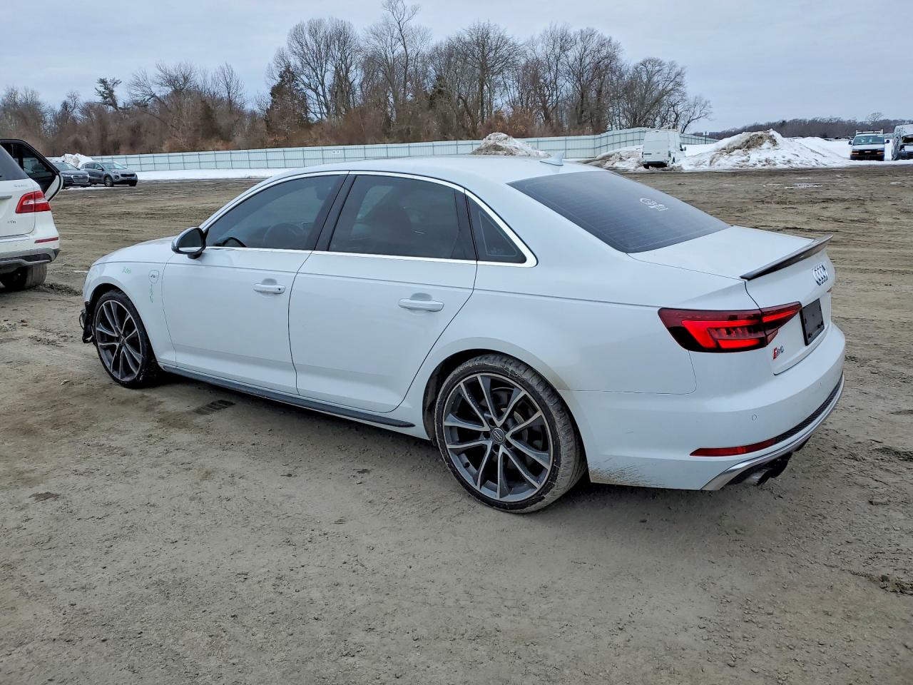 2018 AUDI S4