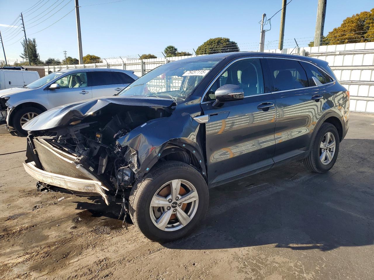 2022 KIA SORENTO