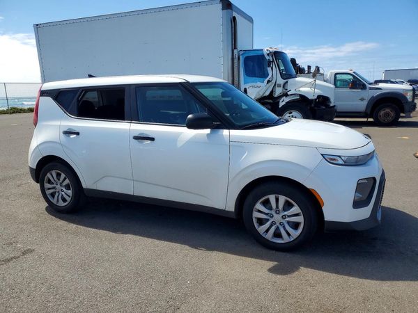 2020 KIA SOUL LX, S, X-Line — Passenger 3/4