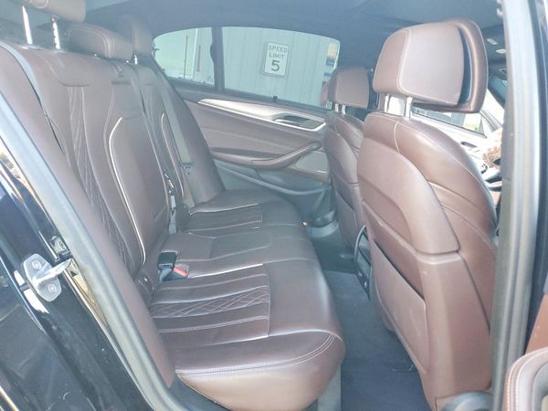 2019 BMW M550XI