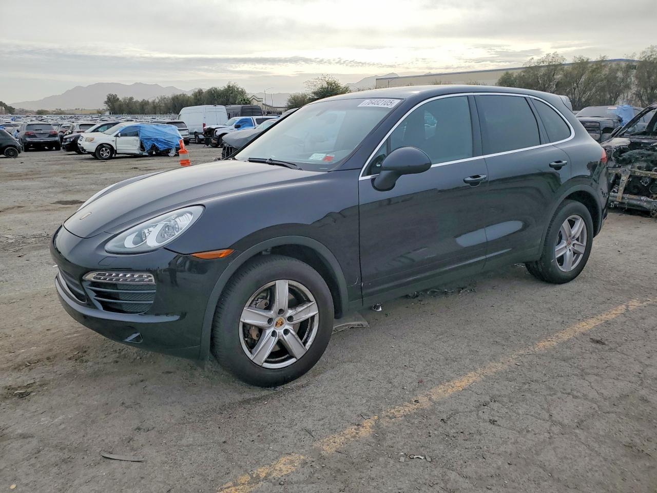 2014 PORSCHE CAYENNE