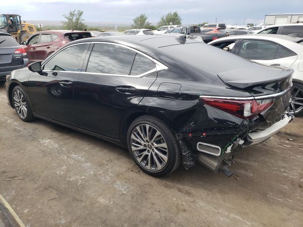 2021 LEXUS ES