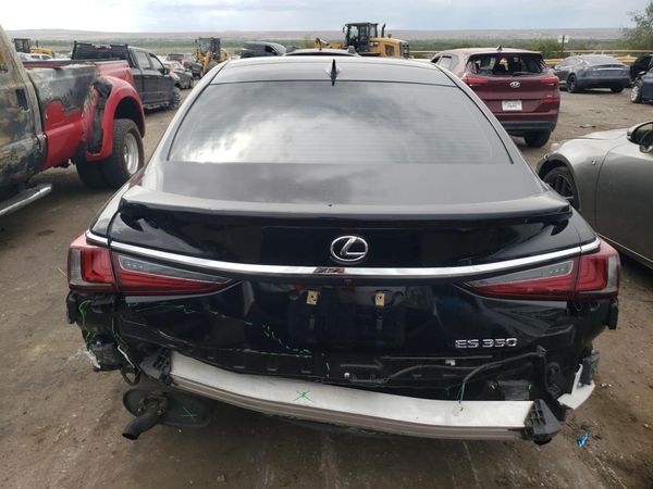 2021 LEXUS ES